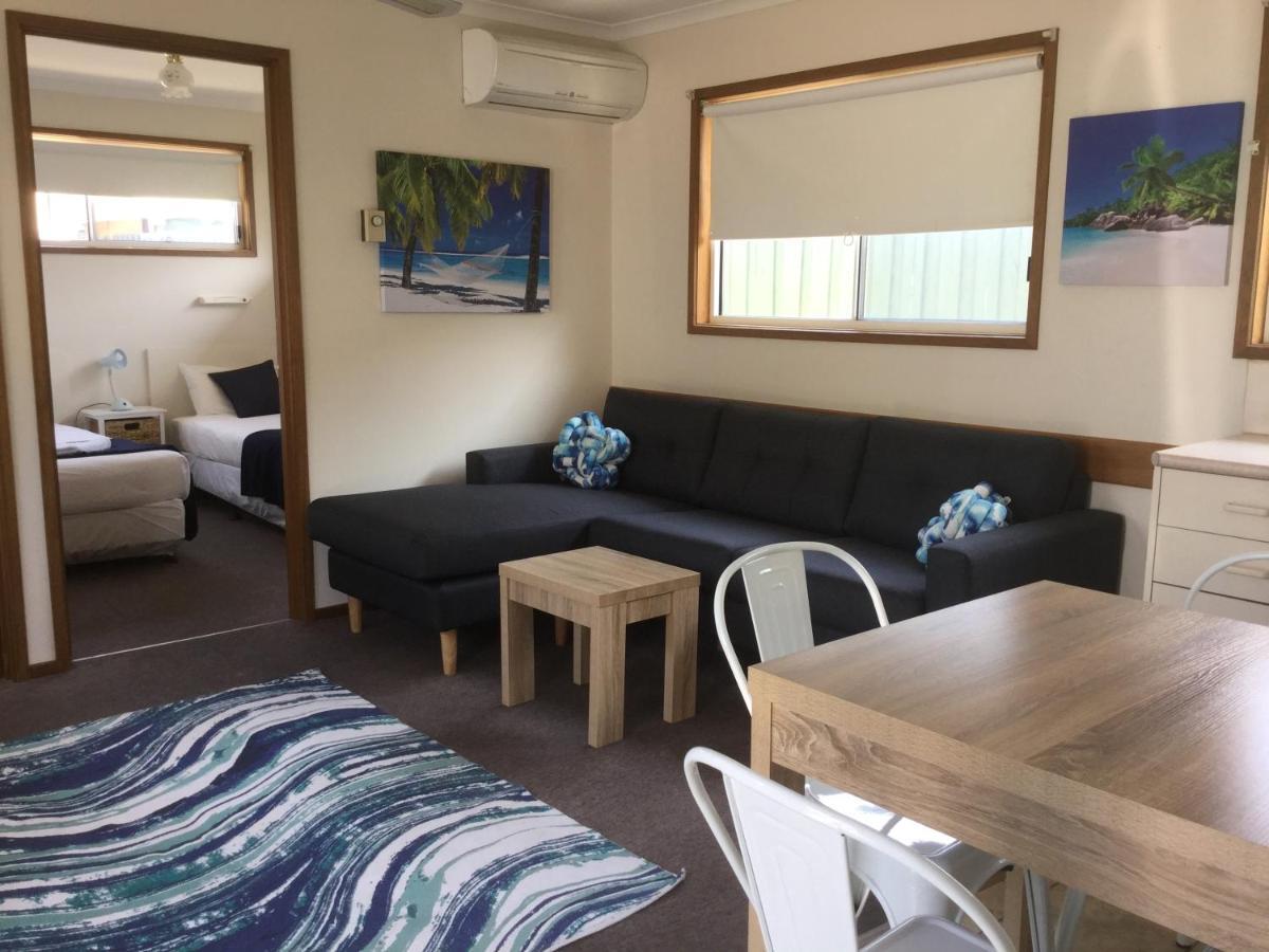 Lakes Jakaranda Holiday Units Lakes Entrance Exterior photo